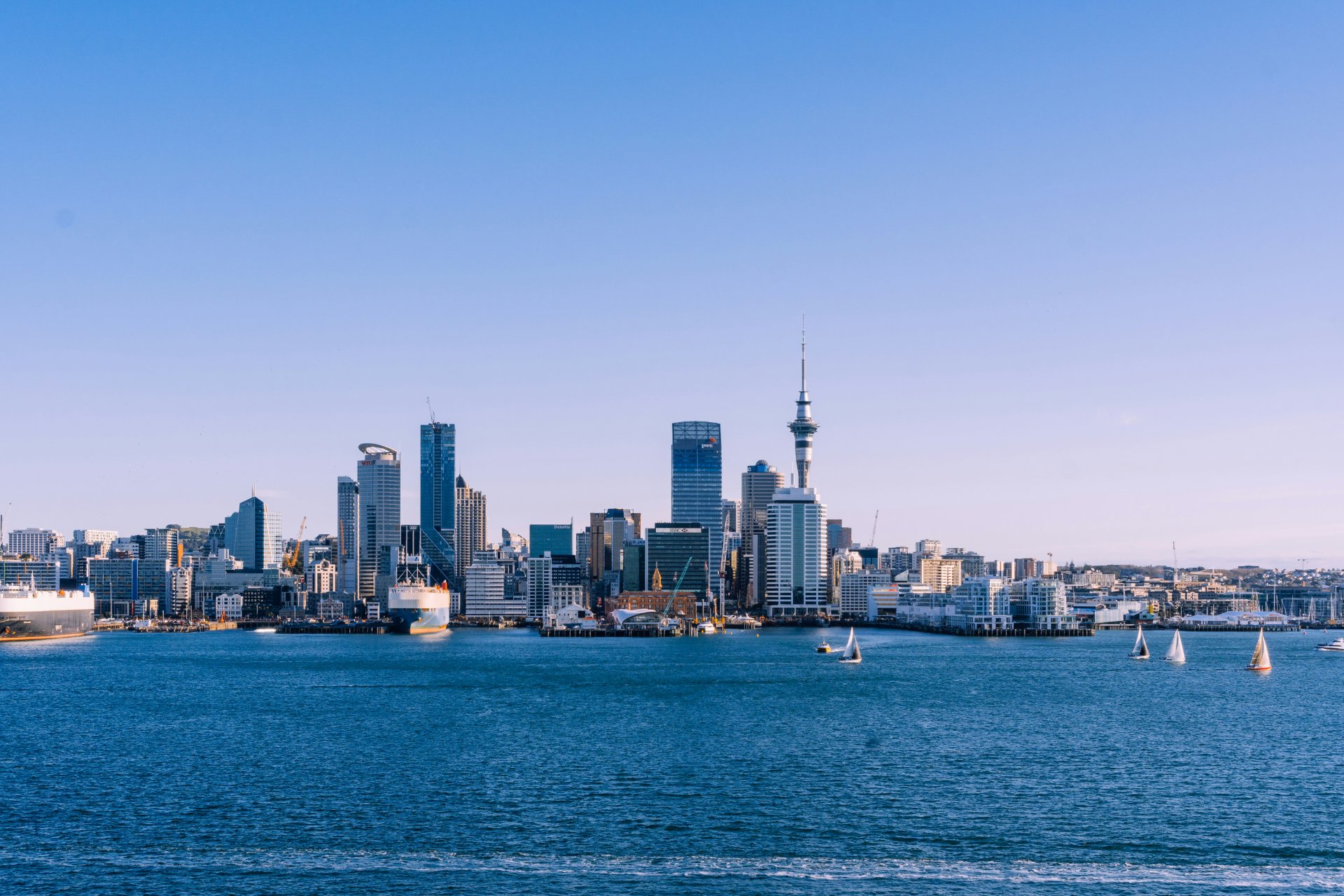 Best Suburbs to Live in Auckland